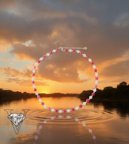 RÓŻOWO BIAŁY NASZYJNIK Z ANGELITU I KAMIENIA KSIĘŻYCOWEGO OD VIVA JEWELRY & ART