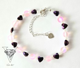 RÓŻOWA BRANSOLETKA UROCZA SERDUSZKOWA OD VIVA JEWELRY