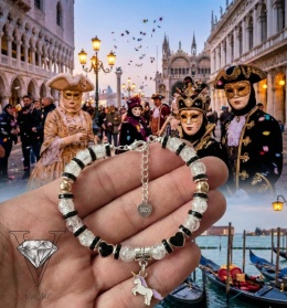 CZARNO BIAŁA BRANSOLETKA Z AKRYLU Z ZAWIESZKĄ OD VIVA JEWELRY & ART