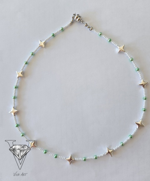 UROCZY NASZYJNIK MAGIA GWIAZDKI Z HEMATYTÓW SREBRNYCH I ZIELONYCH