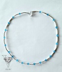 UROCZY NIEBIESKI NASZYJNIK ZE SREBREM Z ZAPIĘCIEM MAGNETYCZNYM OD VIVA JEWELRY & ART