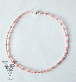 RÓŻOWY UROCZY NASZYJNIK Z ZAPIĘCIEM MAGNETYCZNYM OD VIVA JEWELRY & ART