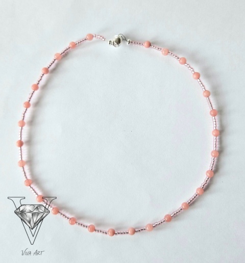 RÓŻOWY UROCZY NASZYJNIK Z ZAPIĘCIEM MAGNETYCZNYM OD VIVA JEWELRY & ART