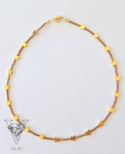 NASZYJNIK Z HEMETYTÓW ZŁOTYCH Z BRĄZ PRZEKŁADKAMI UROKLIWY