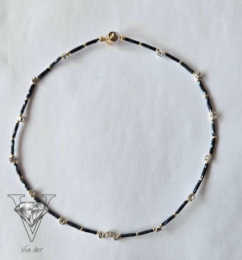 NASZYJNIK Z ZAPIECIEM MAGNETYCZNYM Z CYRKONII I SREBRA POZŁACANEGO 18 KARATOWYM ZŁOTEM OD VIVA JEWELRY & ART