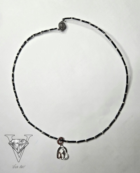 NASZYJNIK Z CZARNYCH PRZEKŁADEK I SREBRA 925 Z ZAWIESZKĄ SERBRO 925