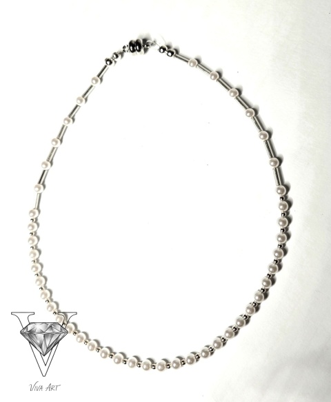 ELEGANCKI NASZYJNIK Z PEREŁ I SREBRA OD VIVA JEWELRY & ART